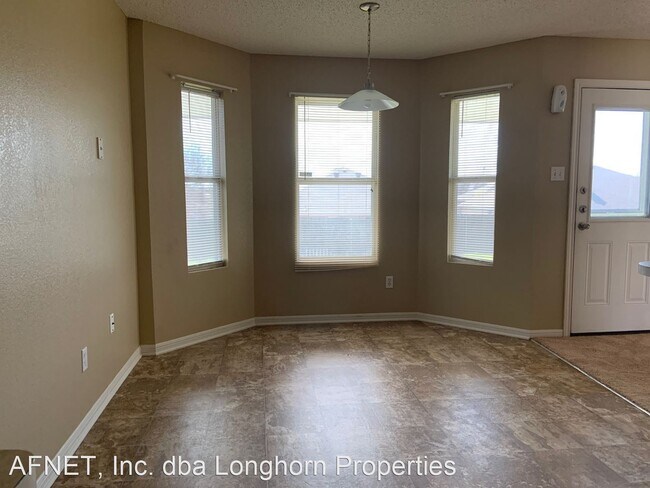 Building Photo - 4 br, 2 bath House - 4604 Hank Dr