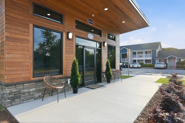 Building Photo - Westpointe Apartments