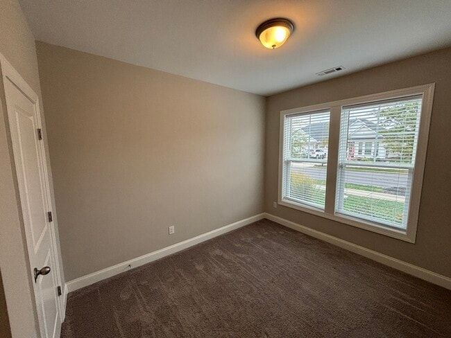 Building Photo - Durham Farms home with 3 bedrooms!