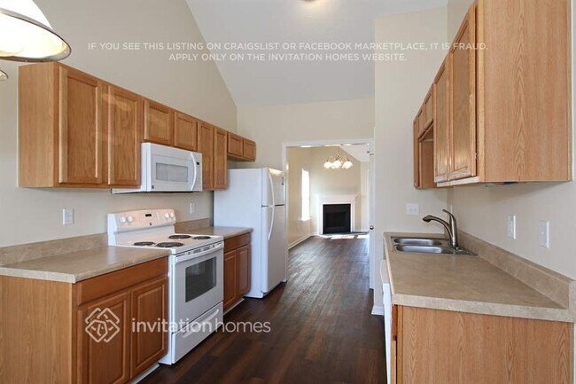 Foto del edificio - 11203 Pointer Ridge Dr
