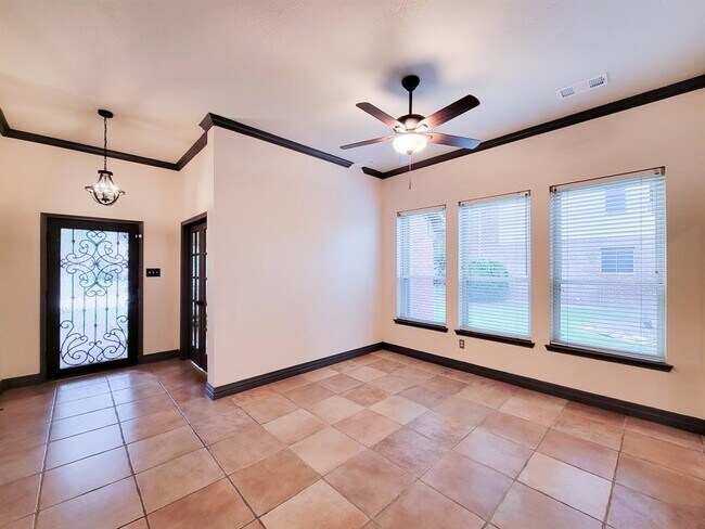 Building Photo - 23410 Stratsborough Dr