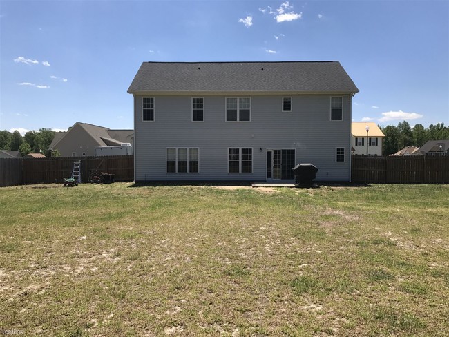 Building Photo - 8809 Looking Glass Rd