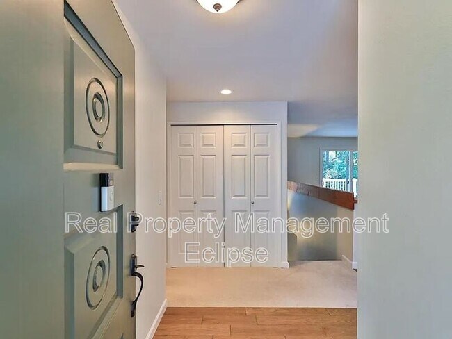 Foto del edificio - 4126 161st Ave SE