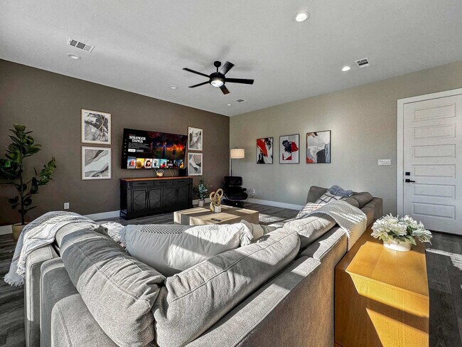 Foto del edificio - 2414 Pennsylvania Ave