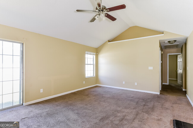 Building Photo - 4736 Klondike Cir