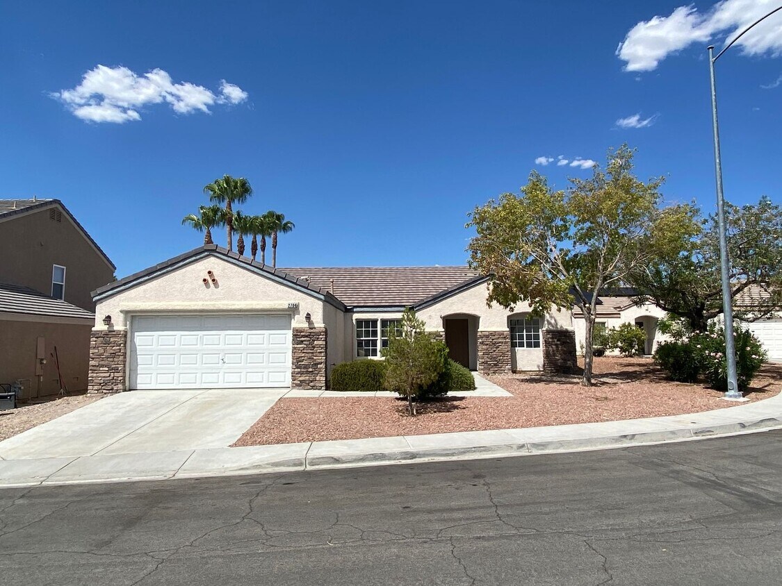 Primary Photo - Beautiful one story home, 3 bedroom, 2 bat...