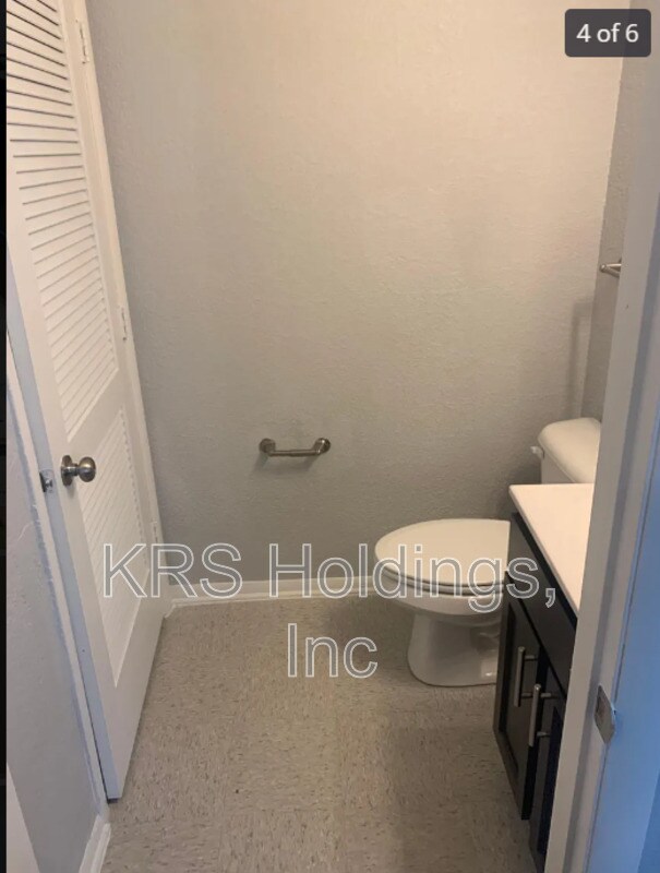 Foto del edificio - 4313 Newsome Dr