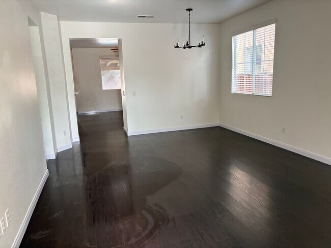 Foto del edificio - SINGLE STORY HOME LEASE AVAILABLE IN MENIFEE!!!