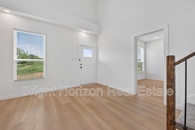 Photo - 10552 Tube Dr Apartment