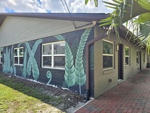 Building Photo - 314 N Iowa Ave
