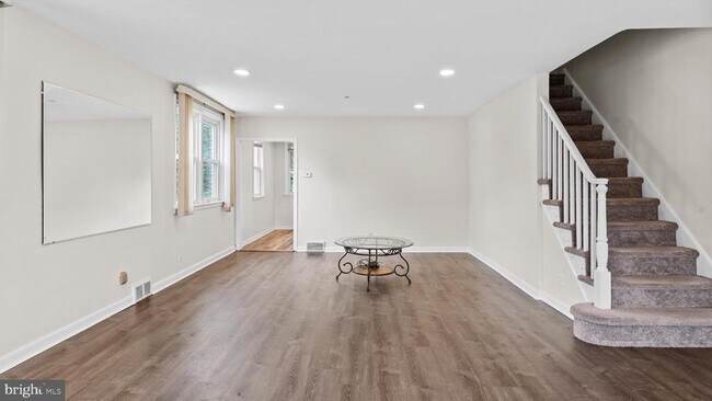 Foto del edificio - 221 Fitzwilliams Rd