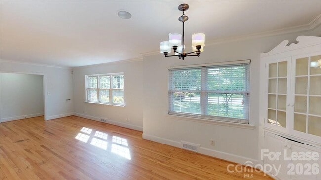 Foto del edificio - 1426 Bevis Dr