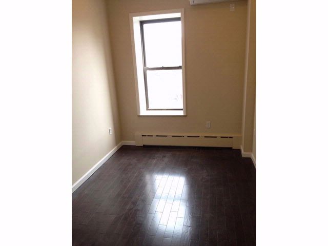 Foto del edificio - 625 Willoughby Ave