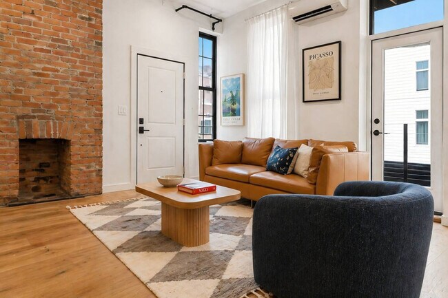 Foto del edificio - 1508 Pleasant St