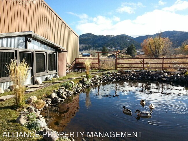 Building Photo - 4 br, 2 bath House - 7776 Leverich
