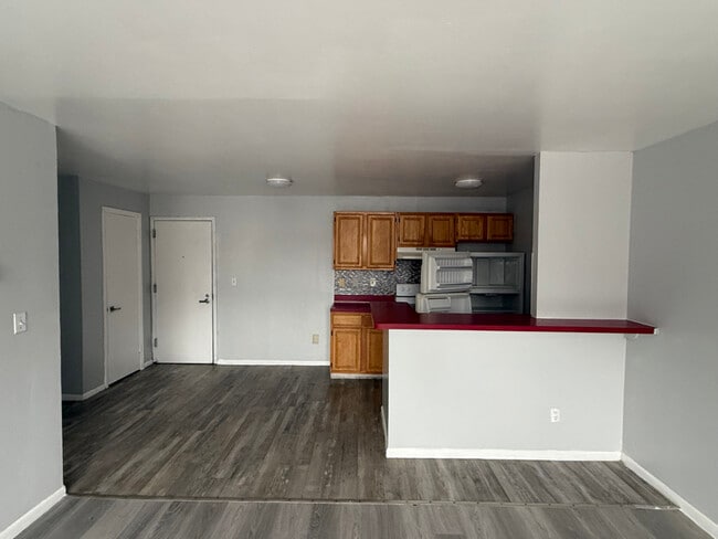 Building Photo - 194 Washington St