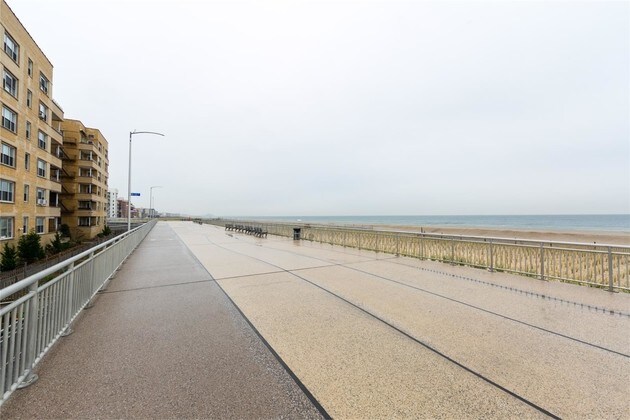 Building Photo - 122-20 Ocean Promenade Belle Harbor