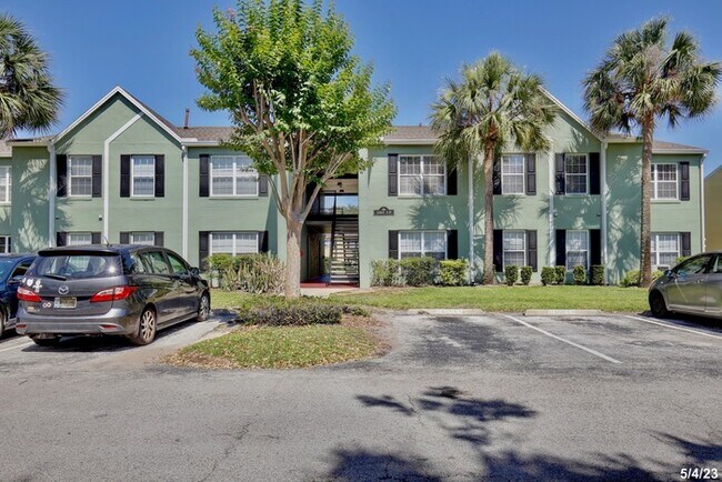 Foto del edificio - Beautiful 2/2 Condo with an Office/Den Loc...