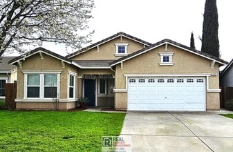 Building Photo - 490 Summer Garden Way