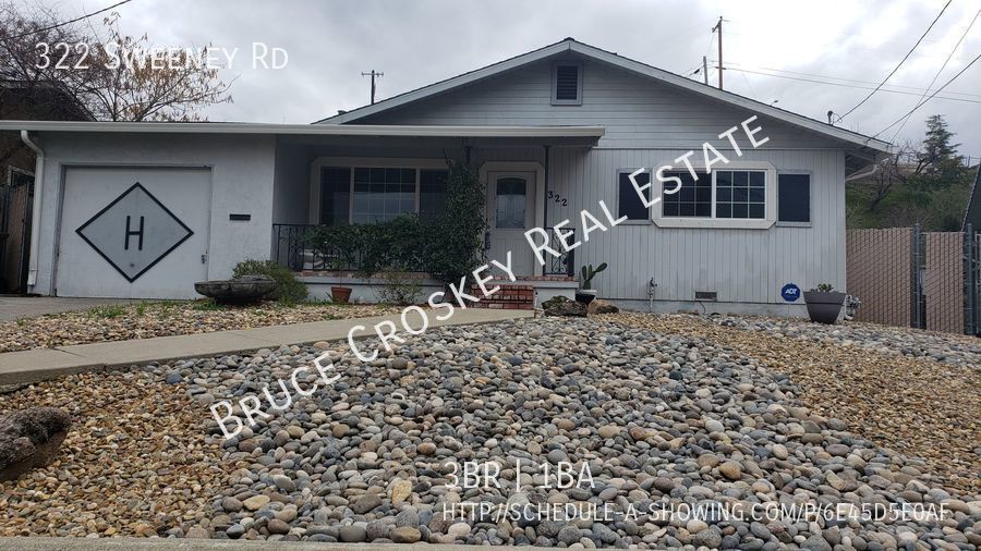 Primary Photo - Available now! Remodeled home with large b...