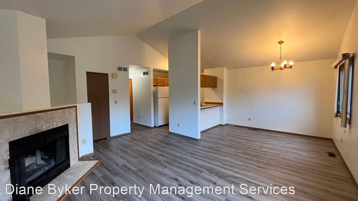 3 br, 2 bath House 4361 Ambler Circle House Rental in Anchorage, AK