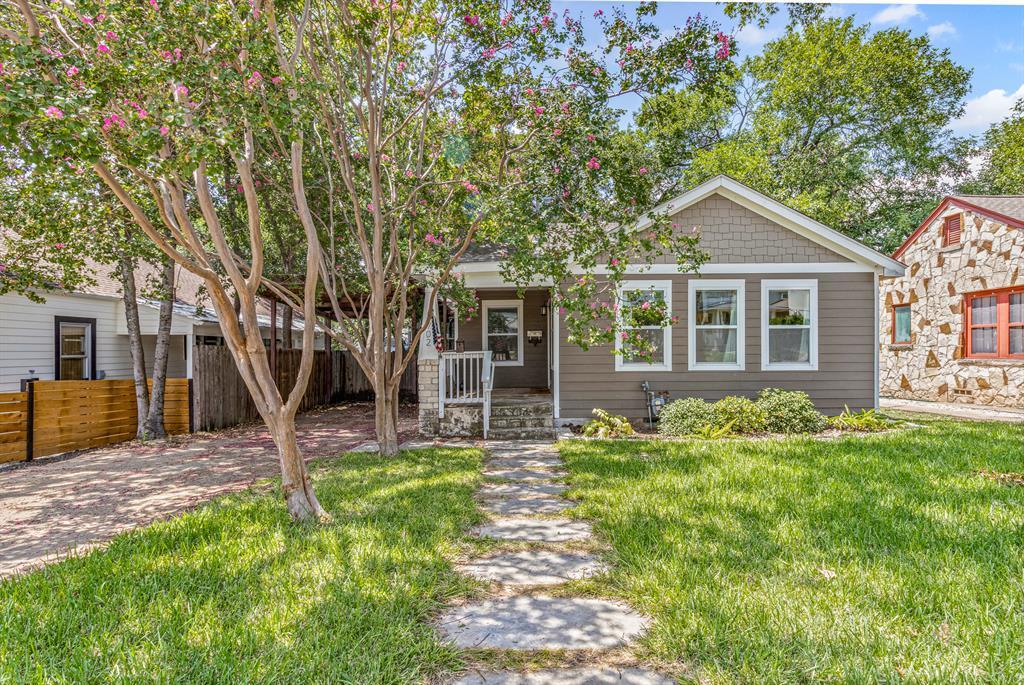 Foto principal - 4702 Rosedale Ave