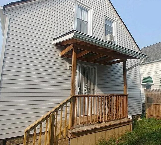 Foto del edificio - 3409 Roanoke Ave