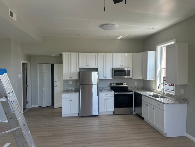 Foto del edificio - 6201 Eastern Ave