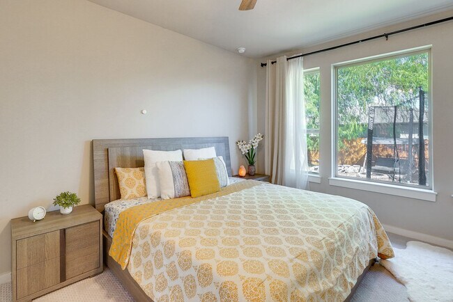 Foto del edificio - 8100 Donnelley Dr