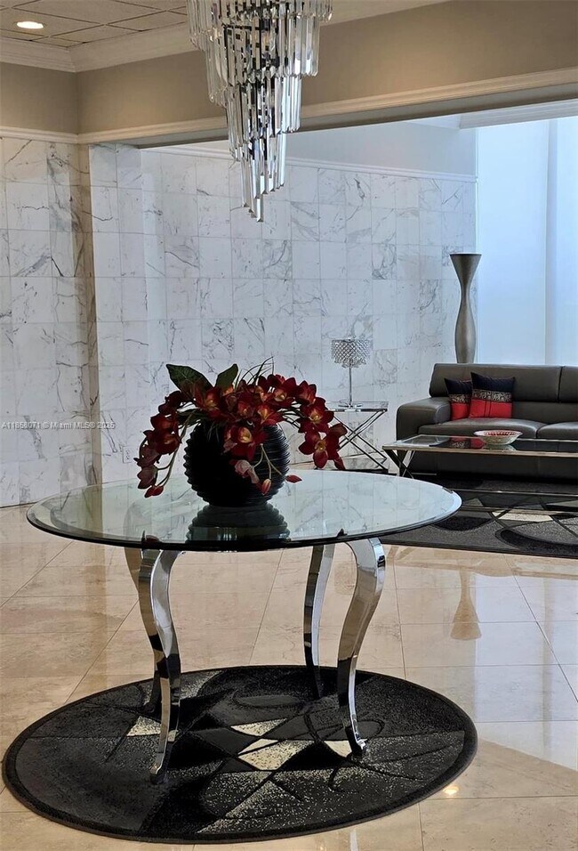 Foto del edificio - 5440 N Ocean Dr