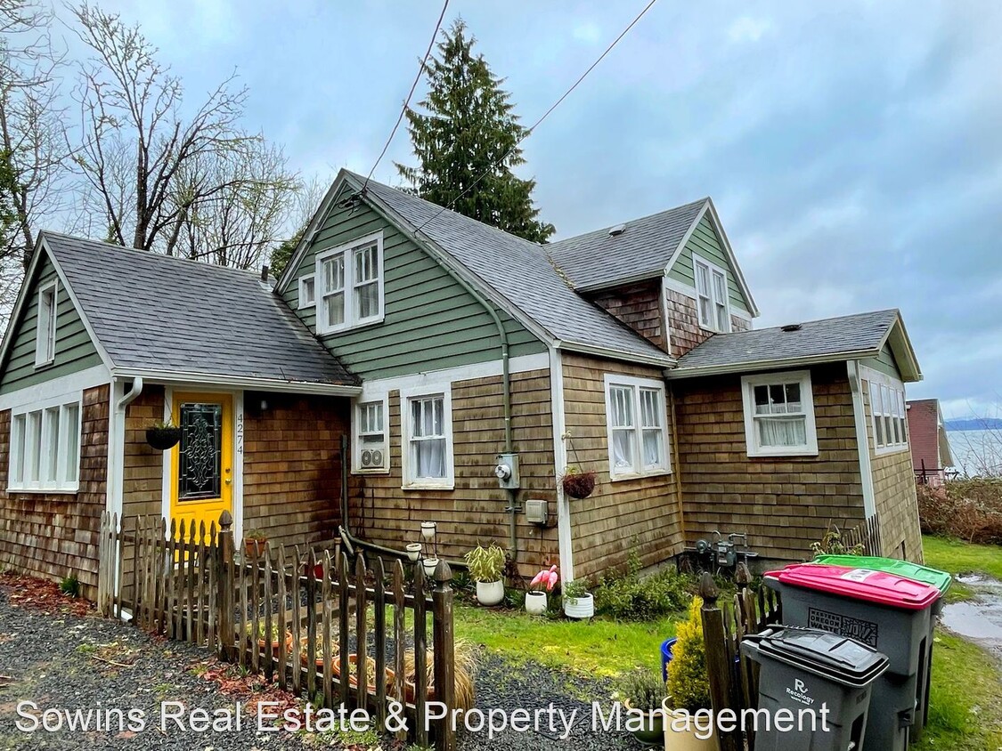 4274 Leif Erikson Dr, Astoria, OR 97103 House Rental in Astoria, OR