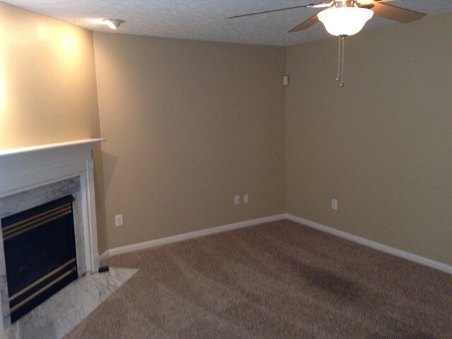 Foto del edificio - 4143 Timberbend Pl