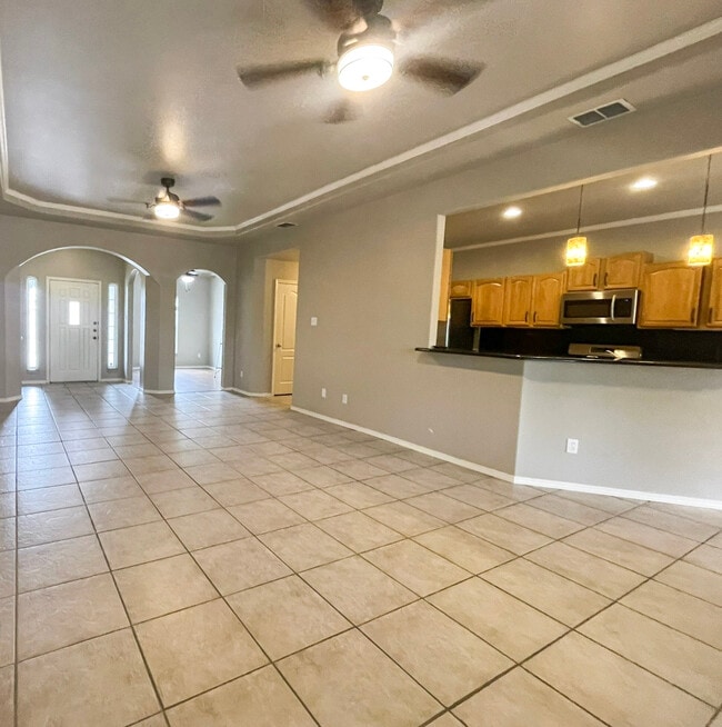 Building Photo - 15829 Grenadine