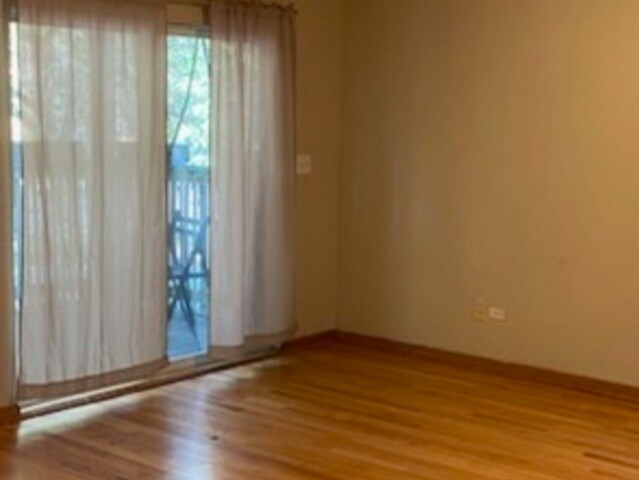 Foto del edificio - 2841 W Dickens Ave