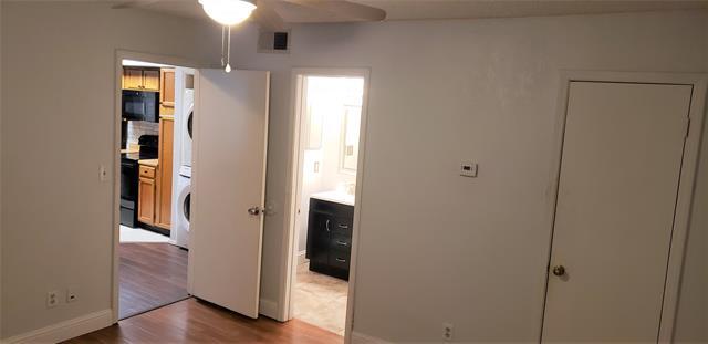 Building Photo - 2304 Balsam Dr