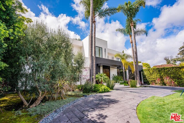 Foto del edificio - 511 N Rexford Dr