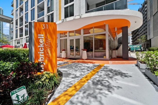 Building Photo - 31 SE 6th St