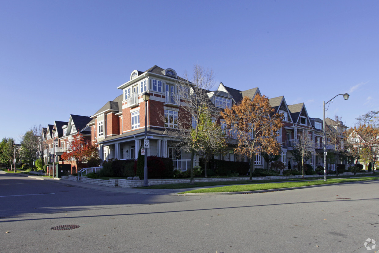 Primary Photo - Port Credit Village