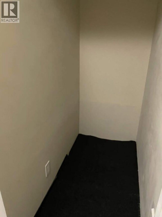 Photo du bâtiment - 1367 Alberni St