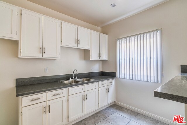 Foto del edificio - 420 N Coronado St