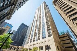 Building Photo - 200 N Dearborn St