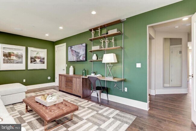 Foto del edificio - 5318 Merriam St