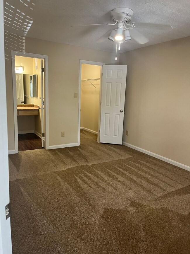 Interior Photo - Bridlewood on Westland