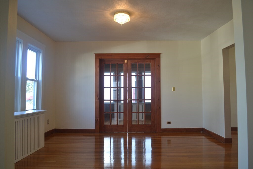 Building Photo - 60 4th St