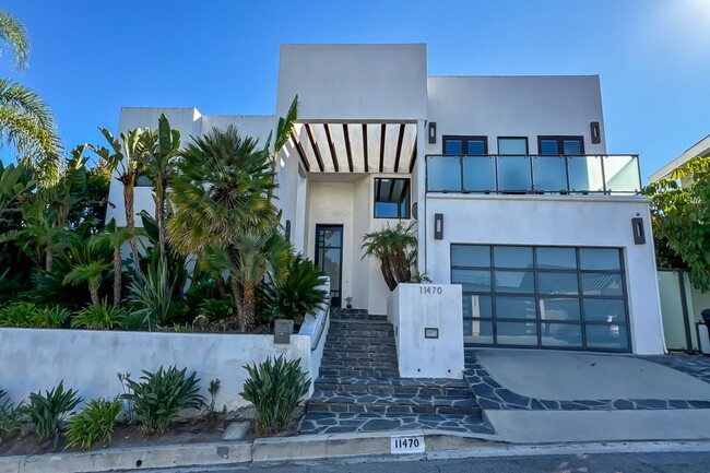 Building Photo - 11470 Dona Evita Dr