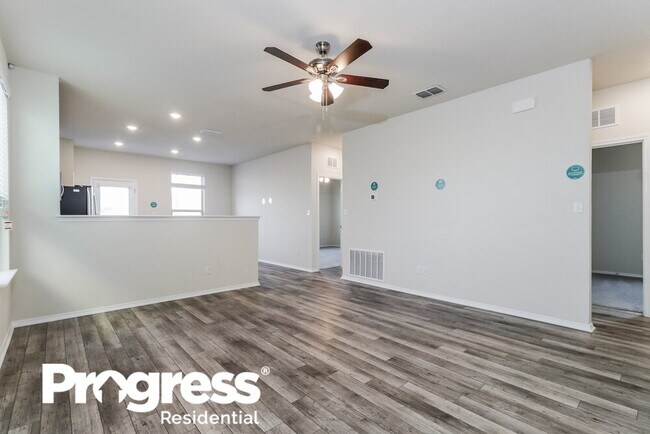Building Photo - 229 Cobb Br Dr
