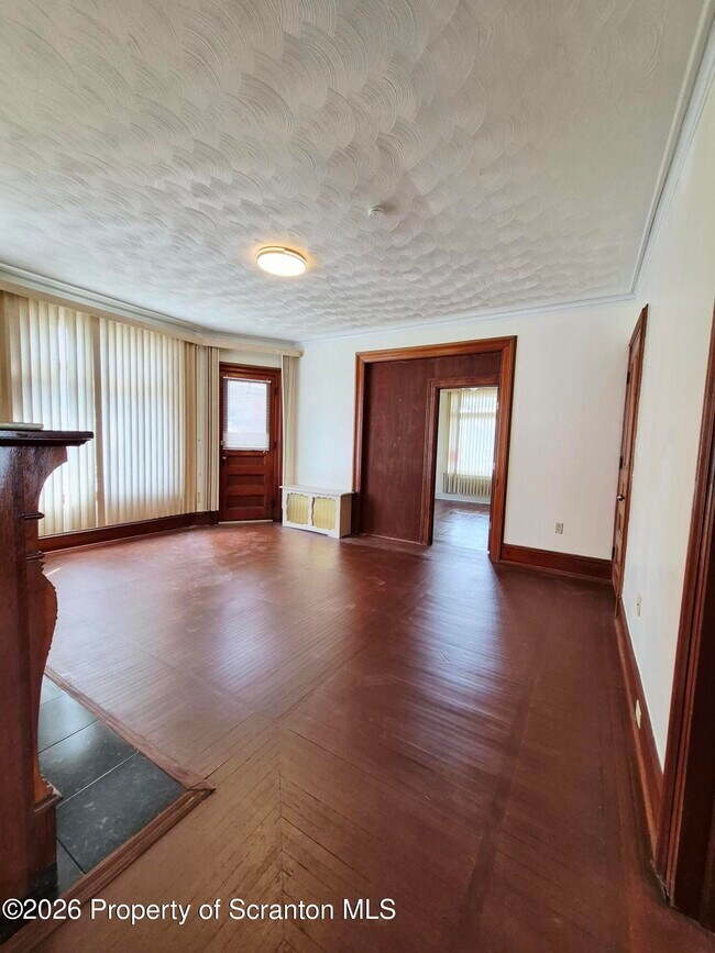 Foto del edificio - 109 Salem Ave