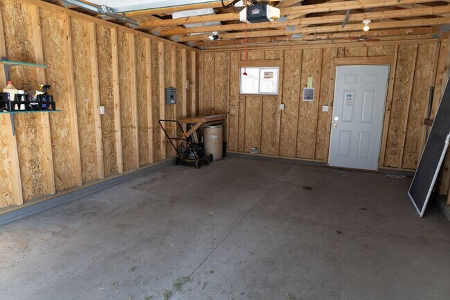 Foto del edificio - UPDATED 3 Bedroom 1 Bathroom single family home