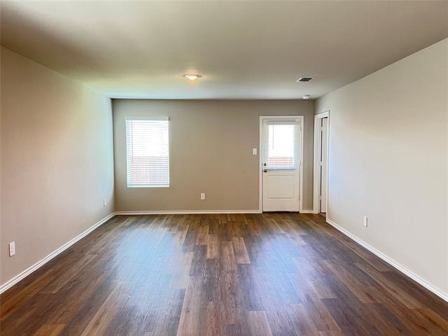 Building Photo - 5557 Rollins Dr