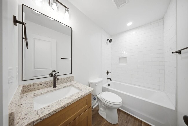 Building Photo - 949 Texas St